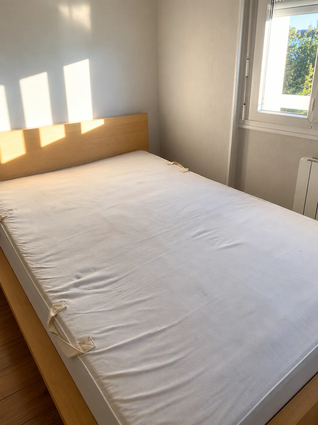 Matelas — rafraîchissement du tissu : présentation avant nettoyage
